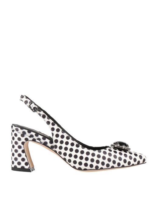 Tosca Blu White Pumps