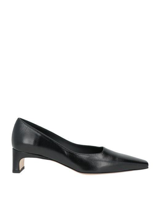 Poeve Black Pumps