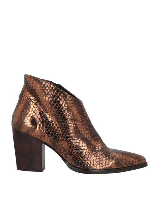 Zinda Brown Ankle Boots Leather