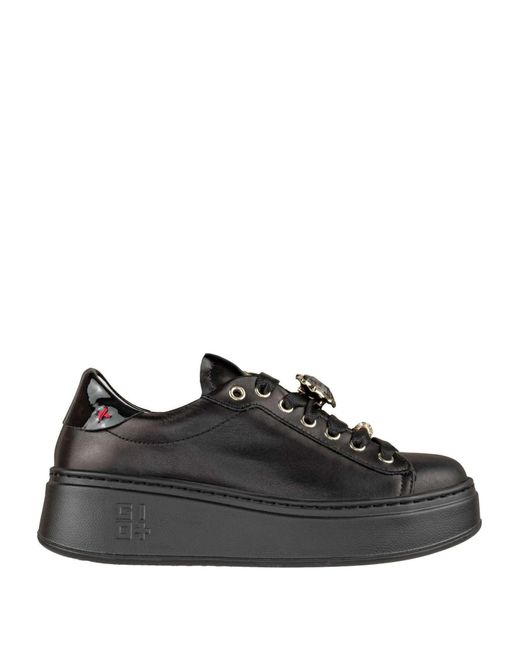 GIO+ Black Sneakers