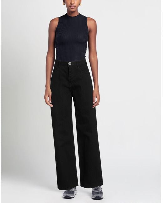 Low Classic Black Jeans