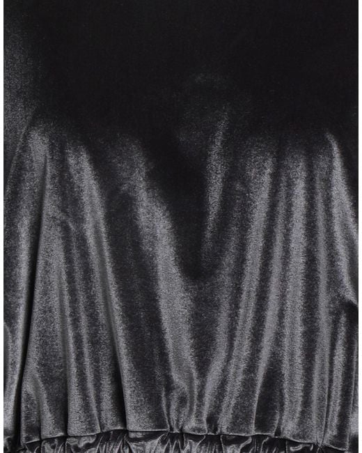 Siste's Black Top