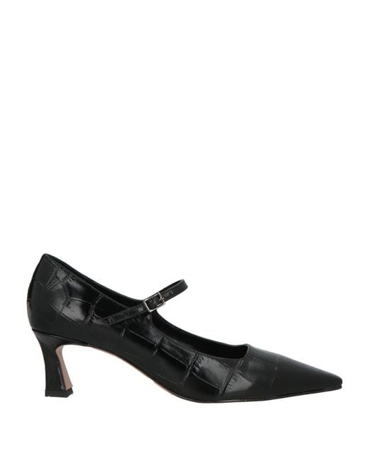 J.A.P. JOSE ANTONIO PEREIRA Black Pumps Leather
