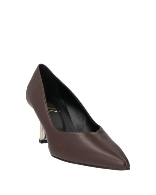 Ovyè Brown Pumps