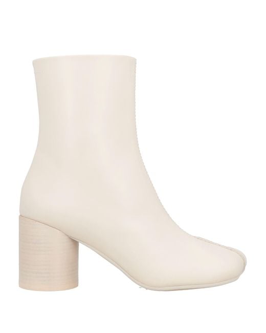 Stivaletti di MM6 by Maison Martin Margiela in White