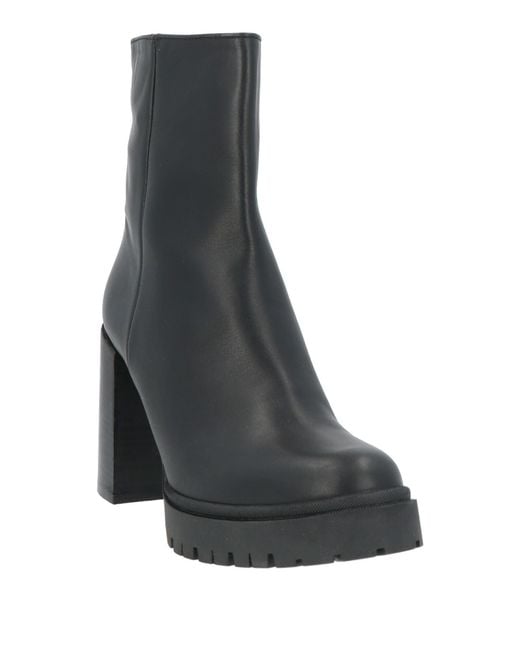 BARRACUDA'S COLLECTION Black Ankle Boots Leather