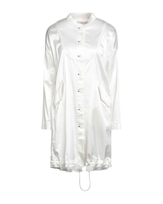 Vintage De Luxe White Overcoat & Trench Coat