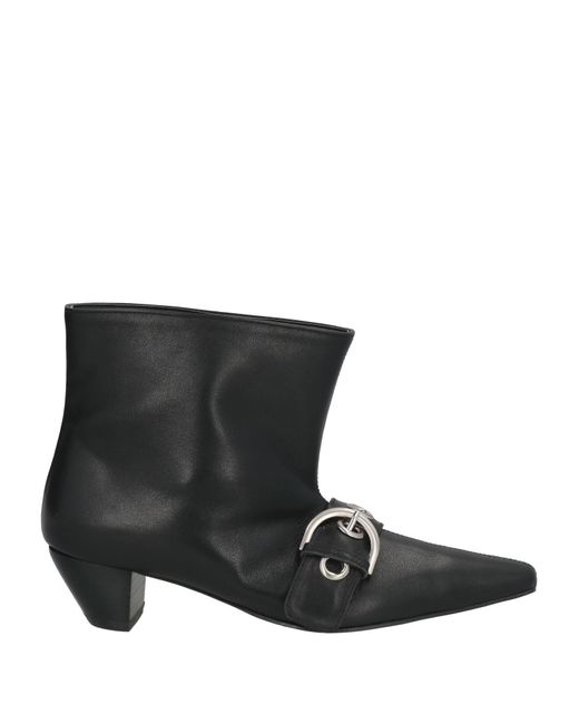Low Classic Black Ankle Boots