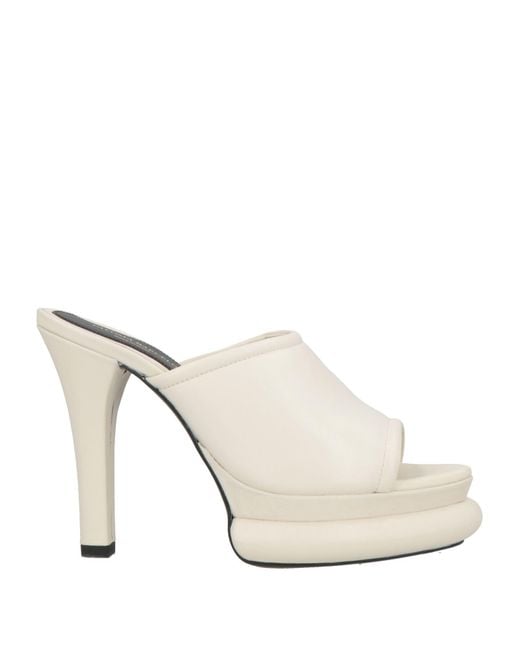 Paloma Barceló White Cream Sandals Leather