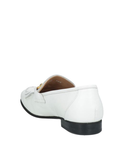 Seboy's White Mokassin