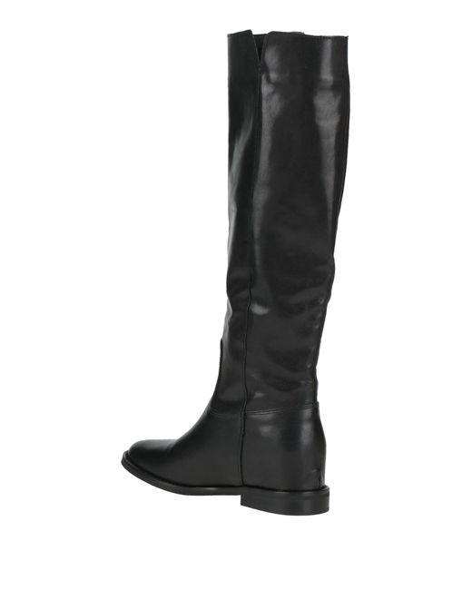 Ovyè Black Boot Leather