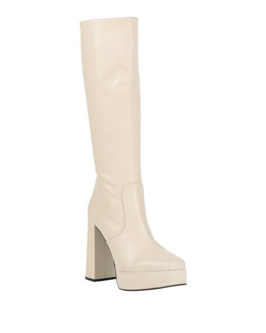 Tsakiris Mallas White Boot
