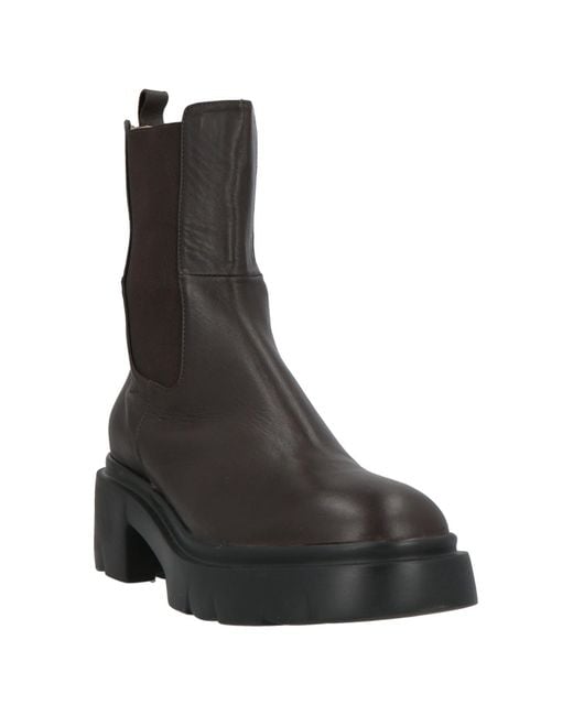 Pomme D'or Black Ankle Boots
