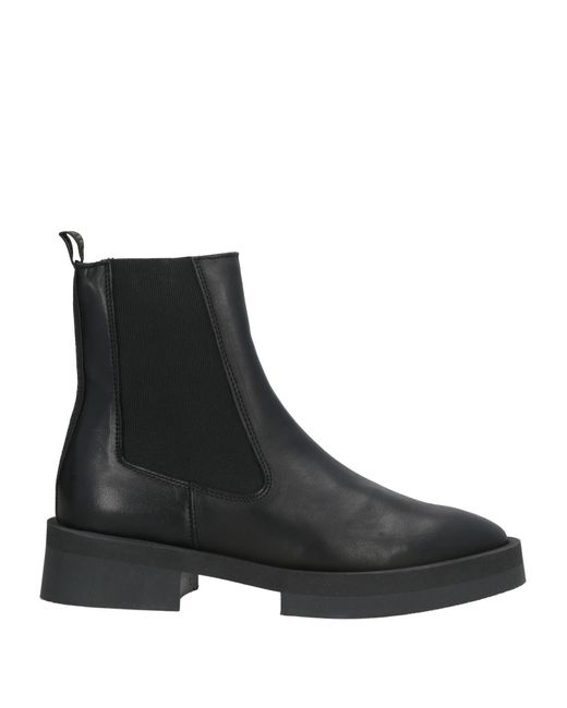 Steve Madden Black Ankle Boots Leather, Textile Fibers