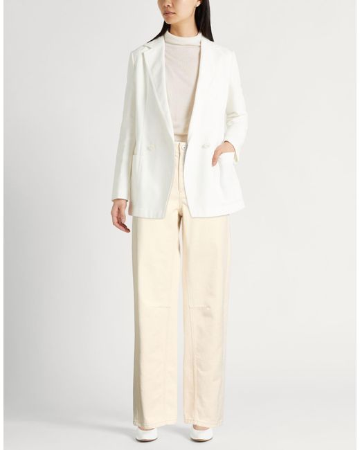 Brunello Cucinelli Natural Jeans