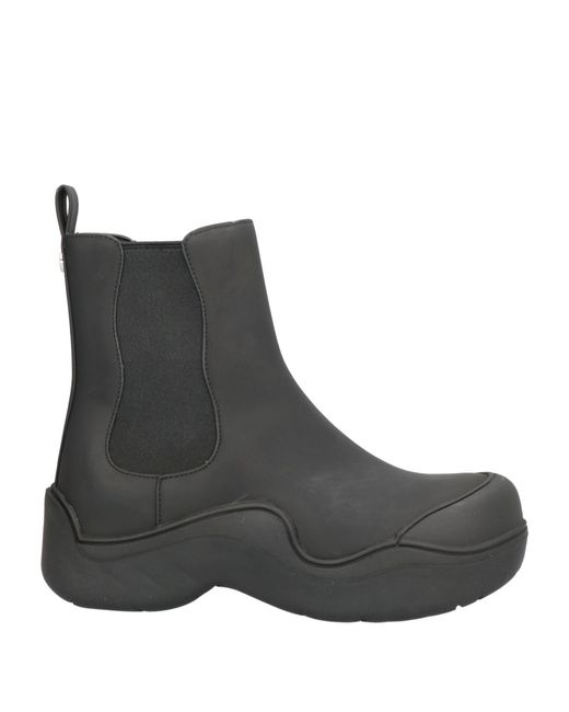 Steve Madden Black Ankle Boots