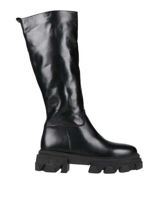 Aria Shoes Black Boot