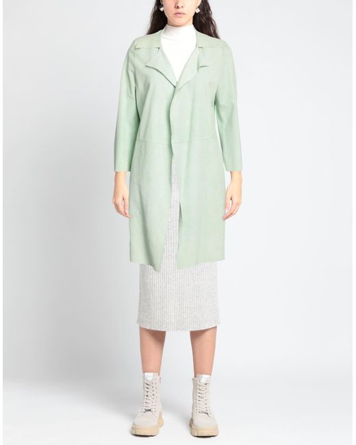 Vintage De Luxe Green Overcoat & Trench Coat