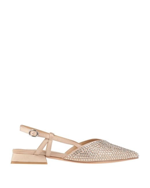 Alma En Pena. Natural Ballet Flats Textile Fibers