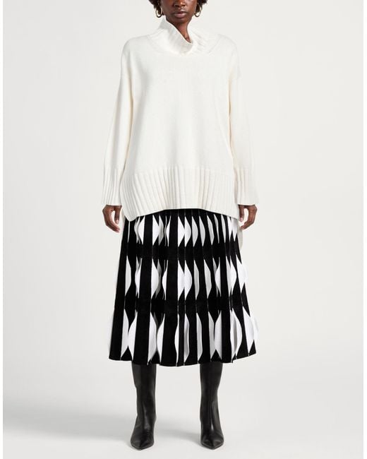 Alpha Studio White Turtleneck