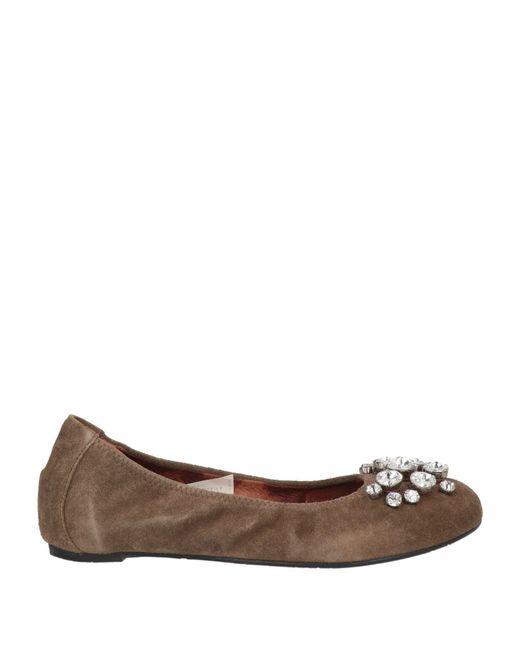 Ras Brown Ballet Flats