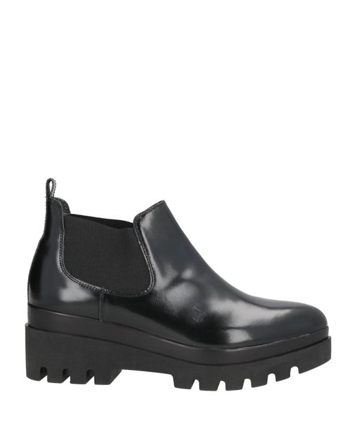 Janet & Janet Black Ankle Boots Leather