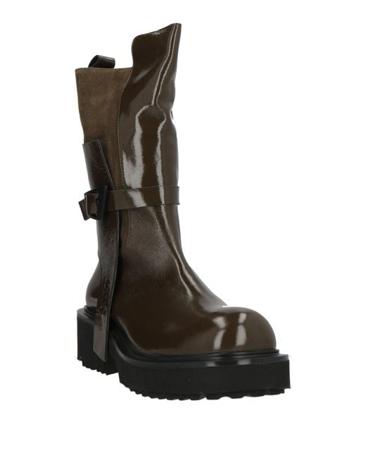 Nila & Nila Brown Ankle Boots
