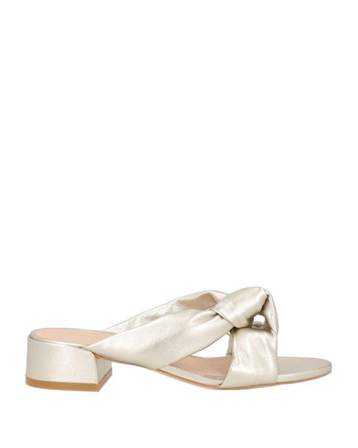 Stuart Weitzman Natural Sandale