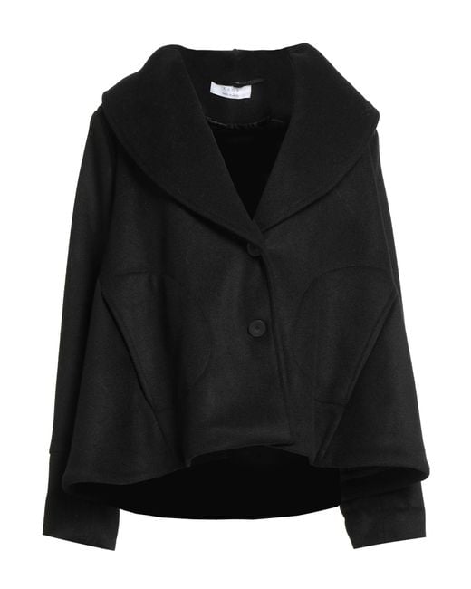 Kaos Black Coat