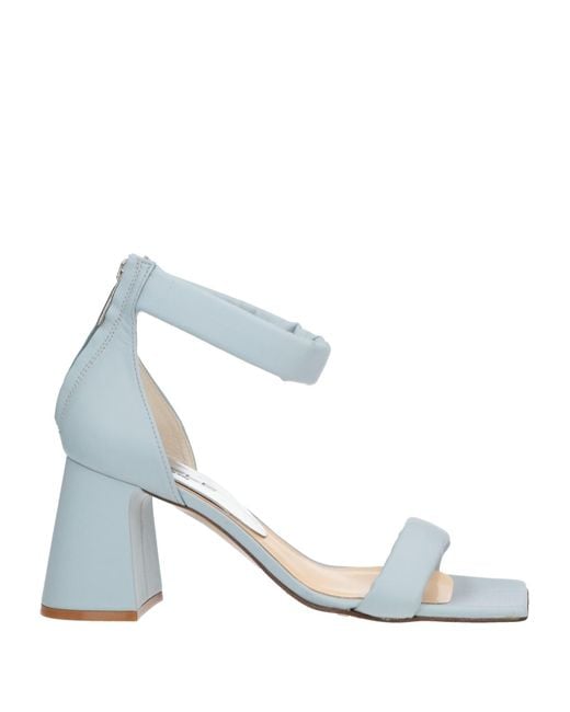 Stele White Sandale