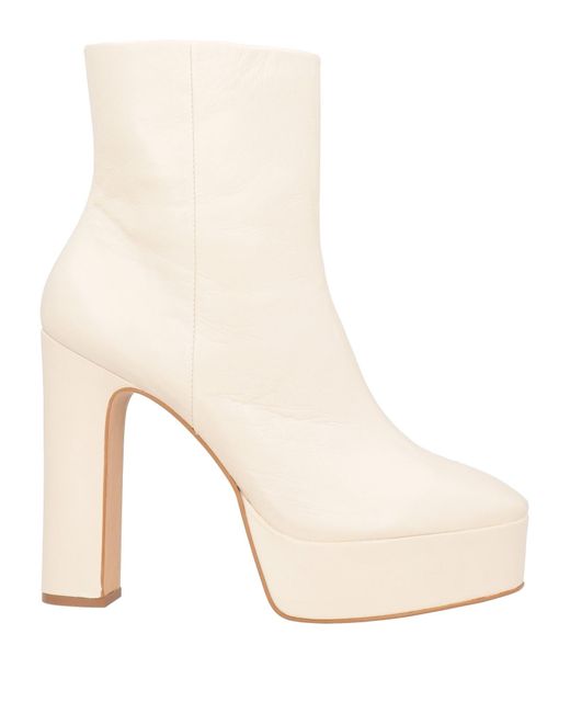 Carrano Natural Ankle Boots
