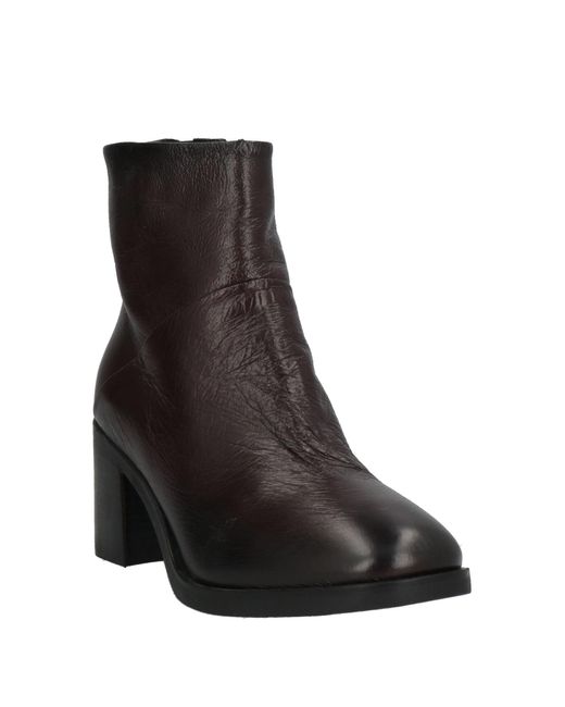 Strategia Black Ankle Boots