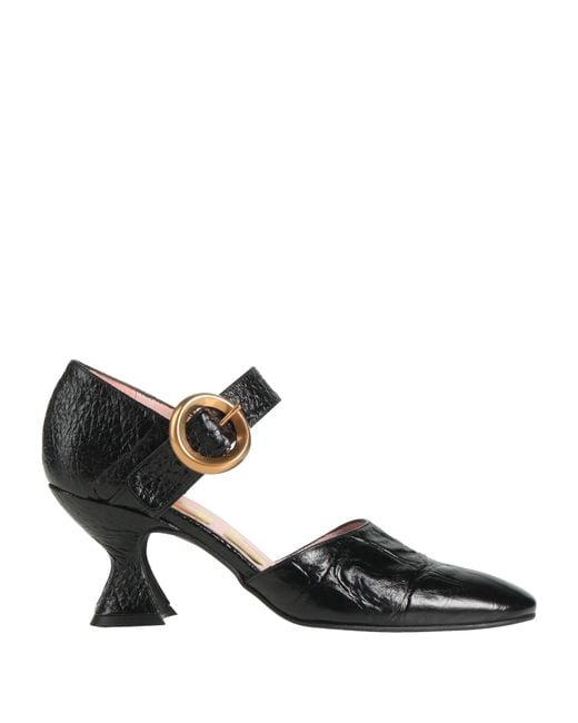 Ras Black Pumps