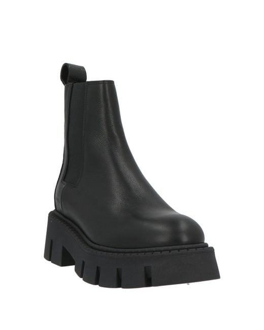 COPENHAGEN Black Ankle Boots