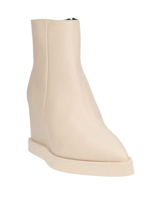 Eqüitare Natural Ankle Boots