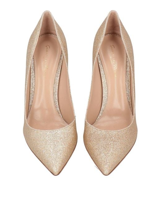 Gianvito Rossi White Pumps Textile Fibers
