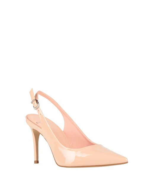 Carrano Pink Pumps