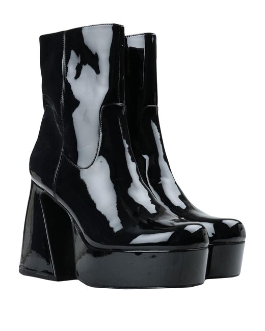Steve Madden Black Ankle Boots