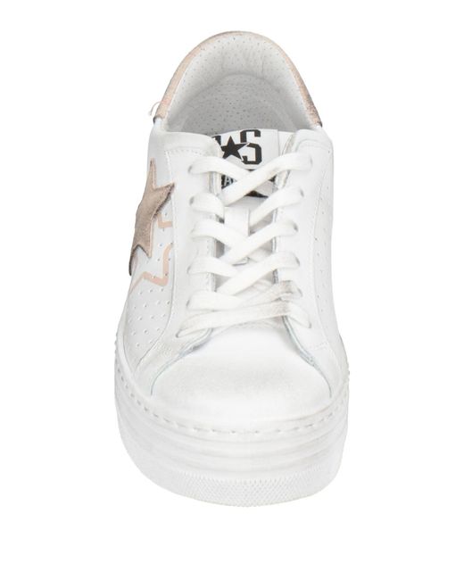 2 Star White Trainers