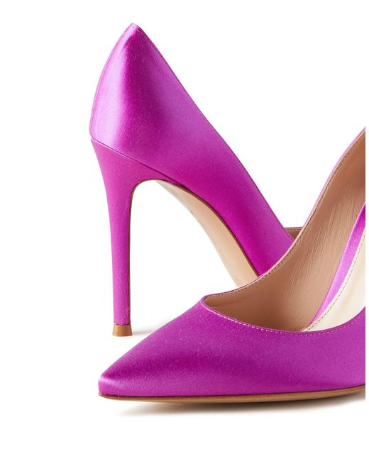 Gianvito Rossi Pink Pumps
