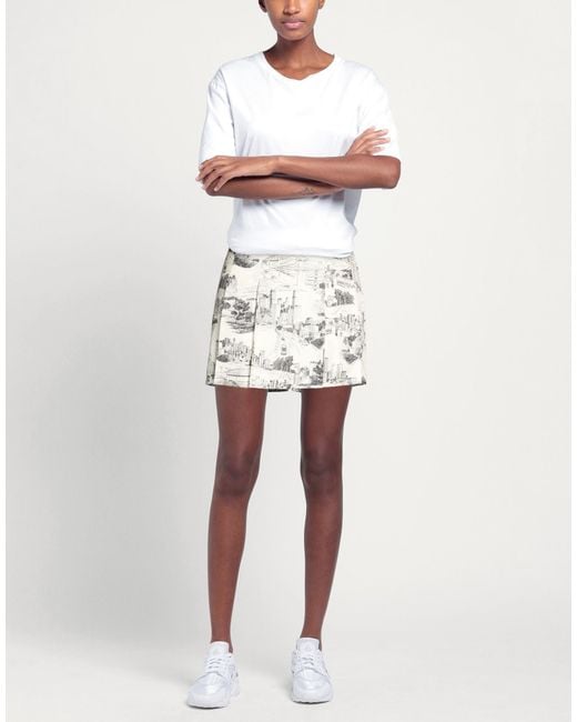 Max Mara Natural Shorts & Bermuda Shorts