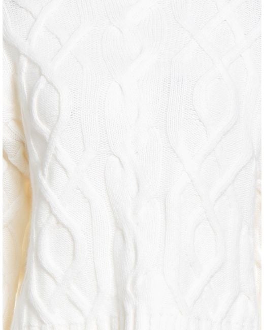 Alpha Studio White Turtleneck