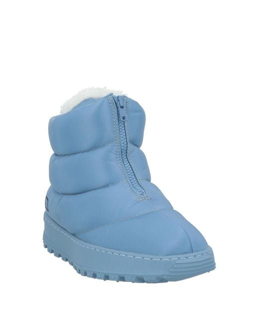 Stivaletti di Date in Blue