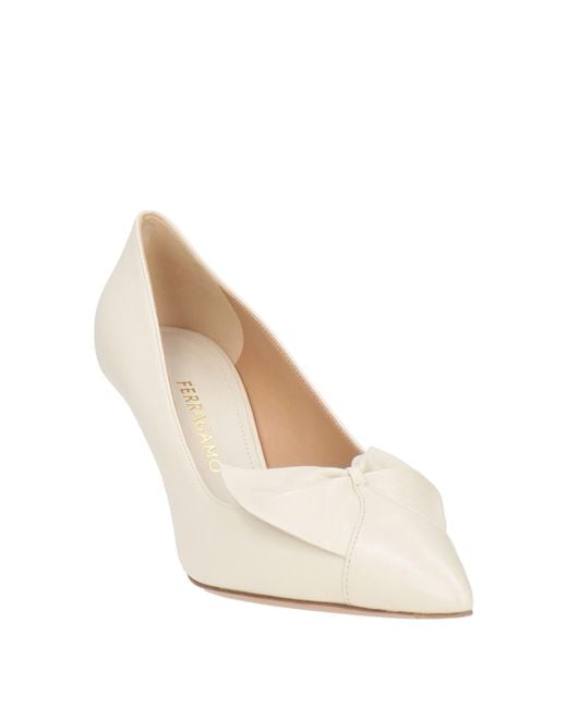 Ferragamo Natural Cream Pumps Leather