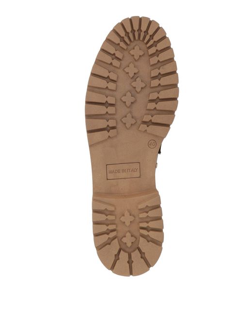 Ovyè Brown Loafer