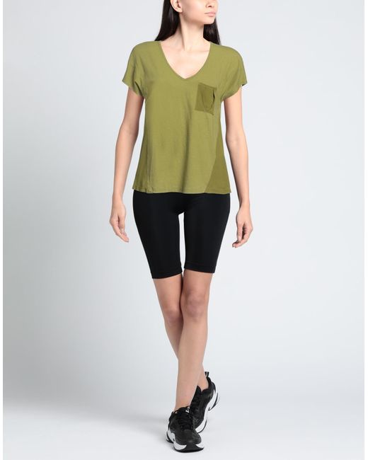 T-shirt High en coloris Green