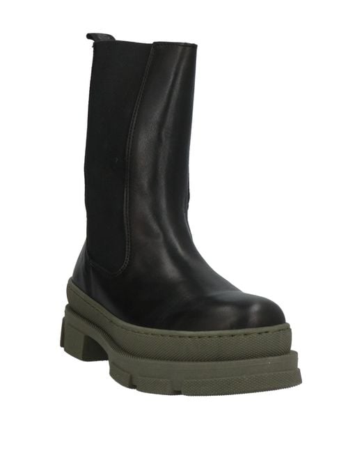 Steve Madden Black Ankle Boots