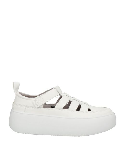 Fessura White Trainers