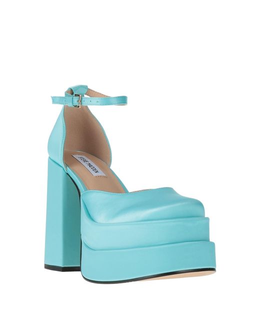 Steve Madden Blue Pumps