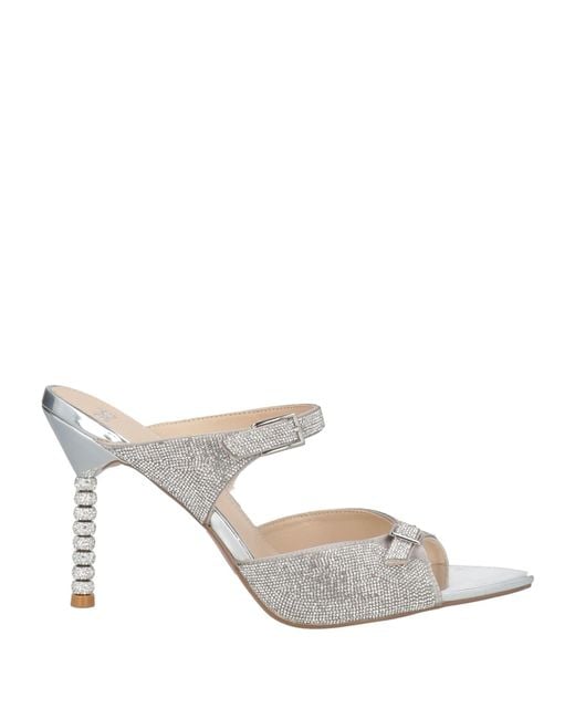 Exe' White Sandals
